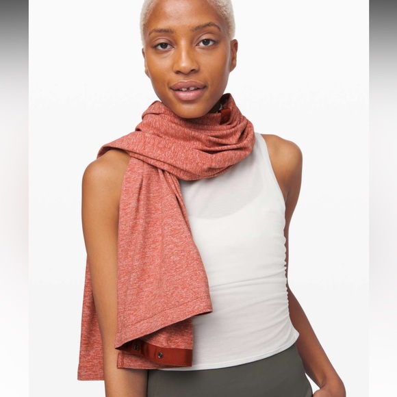 lululemon athletica Accessories - Lululemon Vinyasa Scarf *Rulu Heathered Magenta